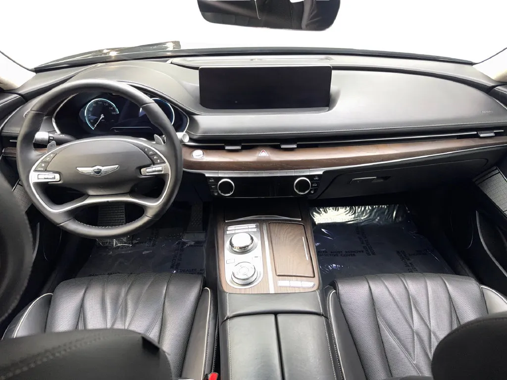 Genesis G80 photo 52