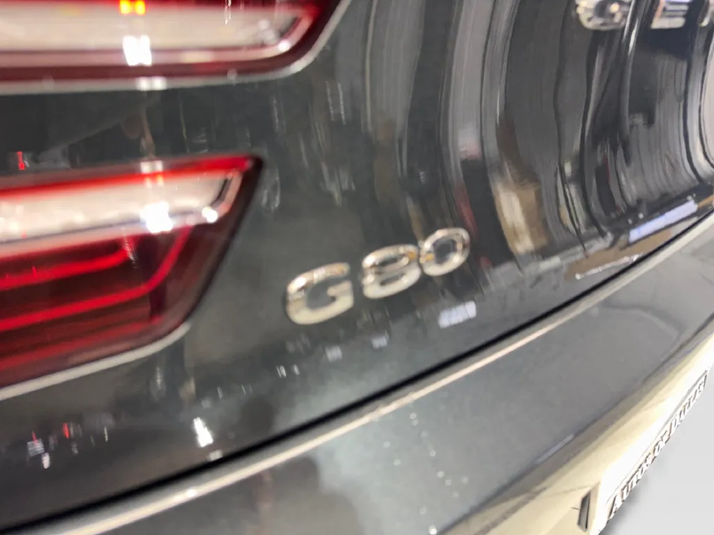 Genesis G80 photo 25