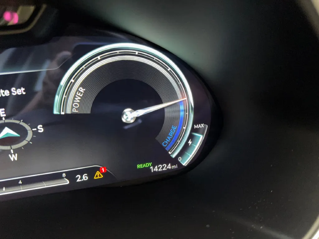Genesis G80 photo 61