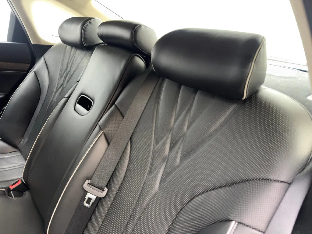 Genesis G80 photo 35