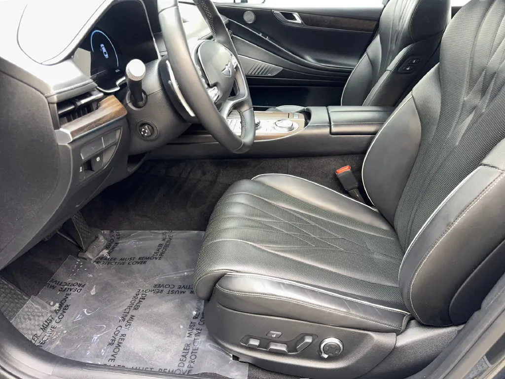 Genesis G80 photo 27
