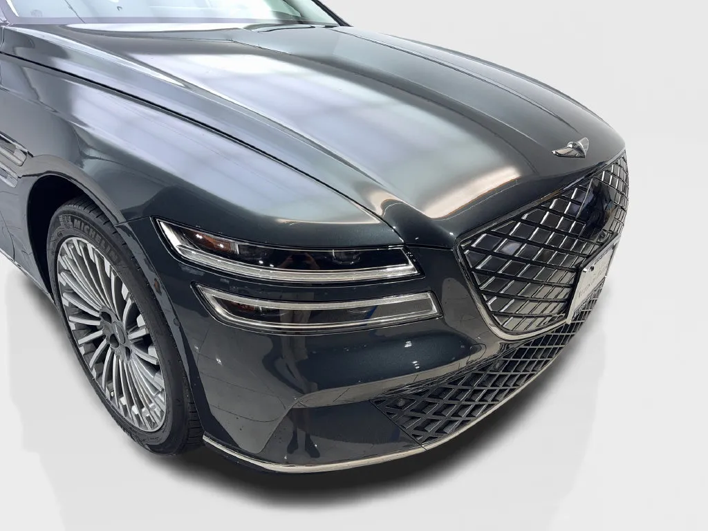 Genesis G80 photo 19