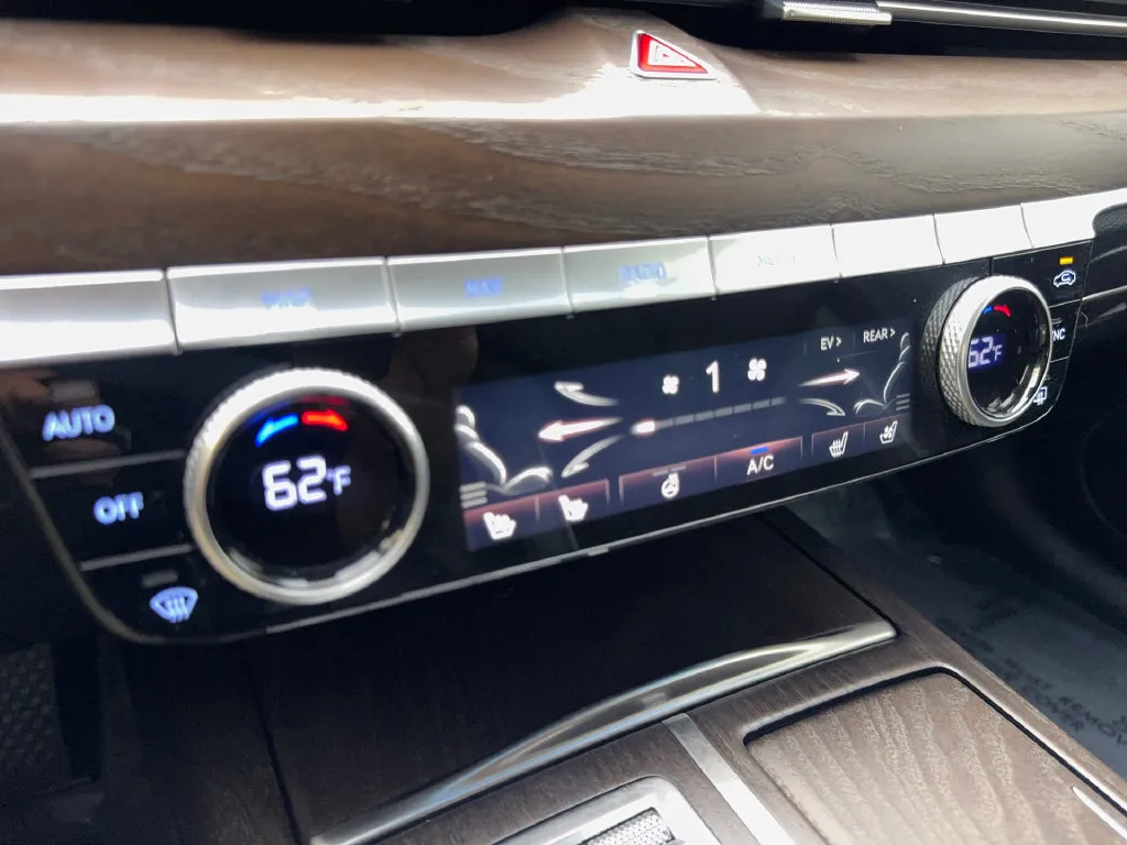 Genesis G80 photo 67