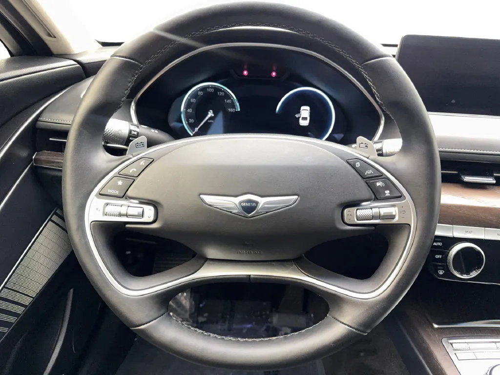 Genesis G80 photo 57