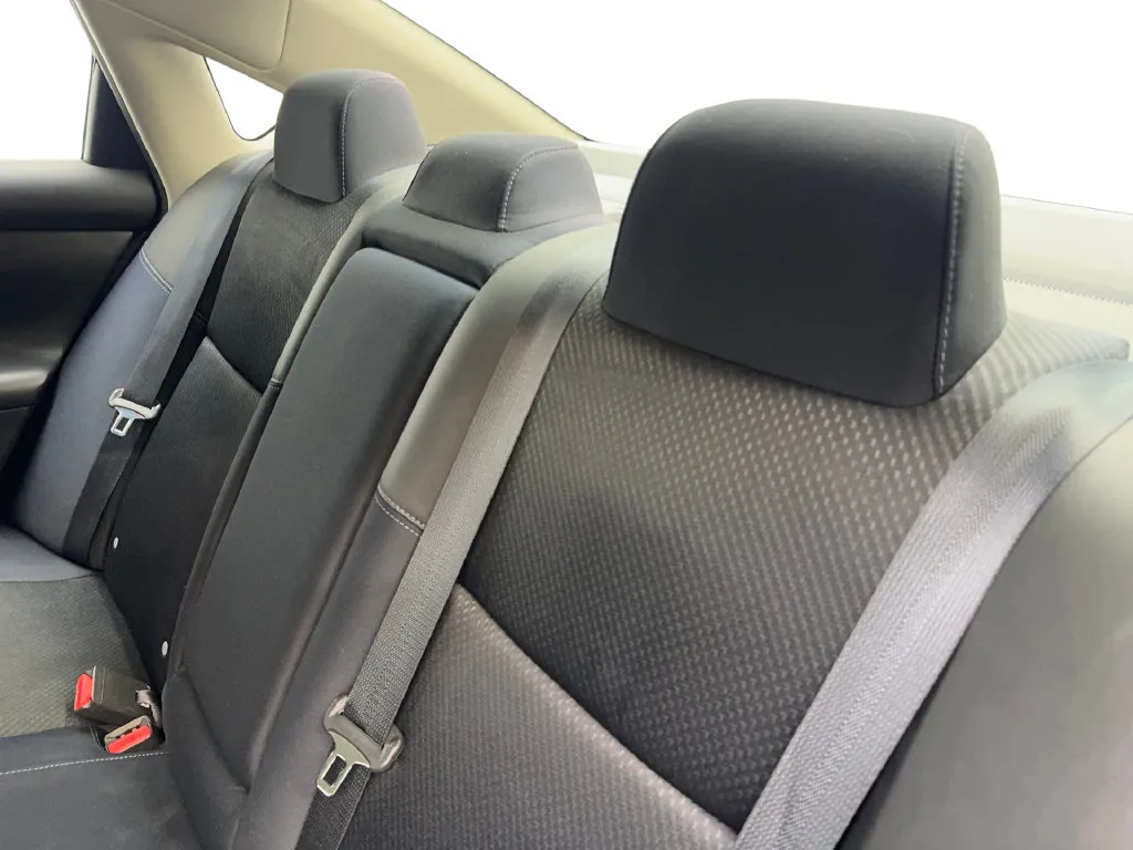Nissan Altima photo 37
