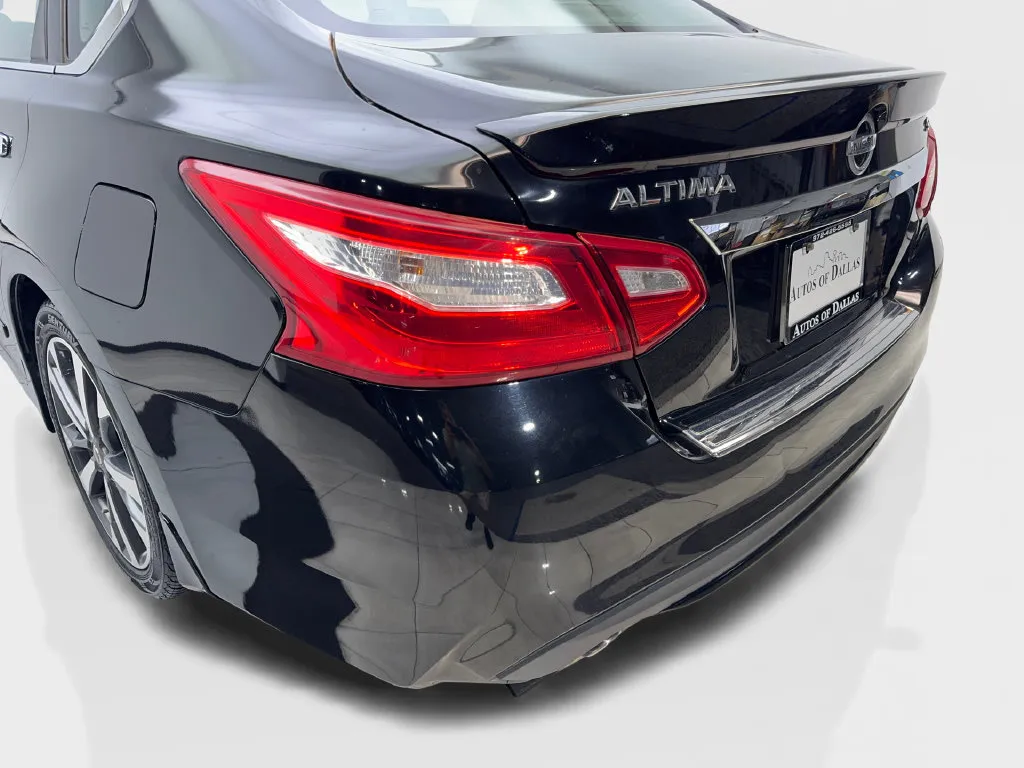 Nissan Altima photo 21