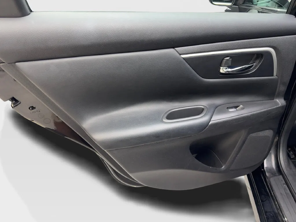 Nissan Altima photo 40