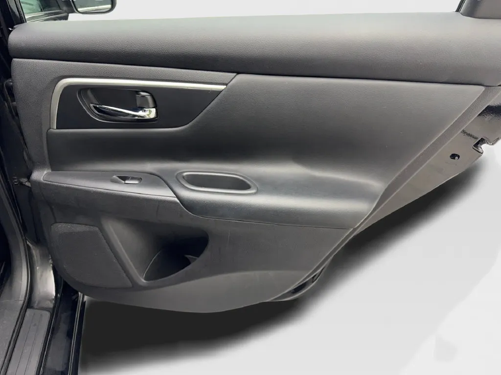 Nissan Altima photo 45