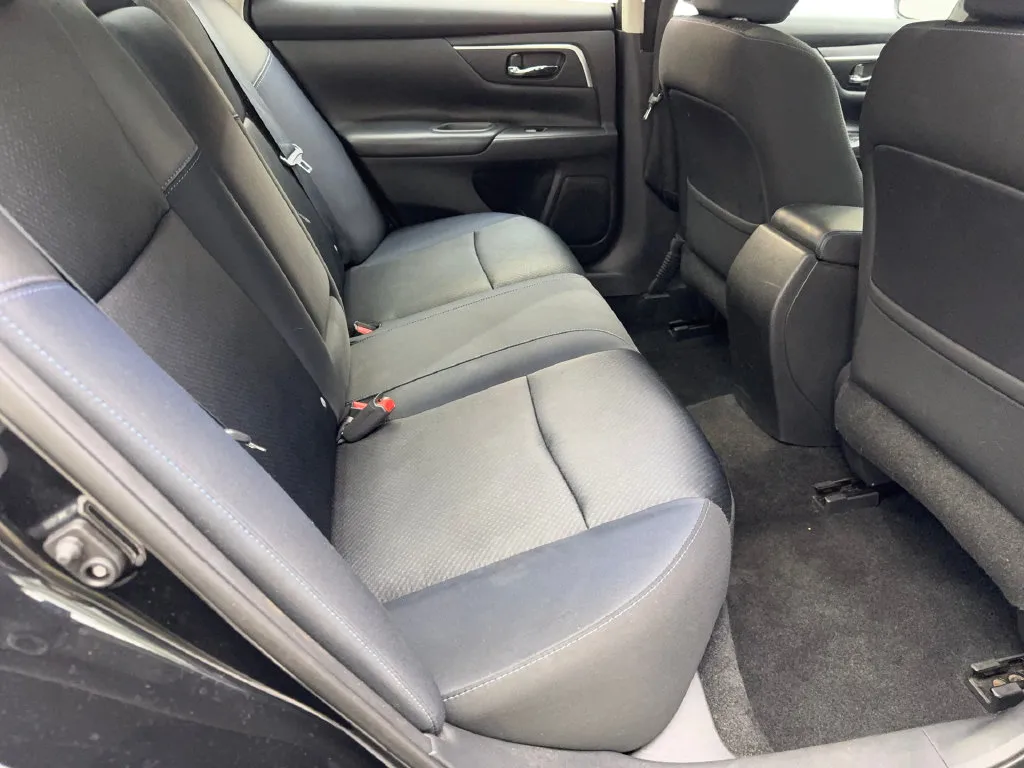 Nissan Altima photo 42