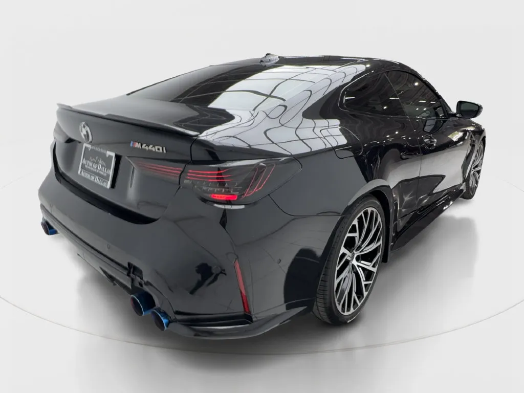 BMW 4 Series photo 11
