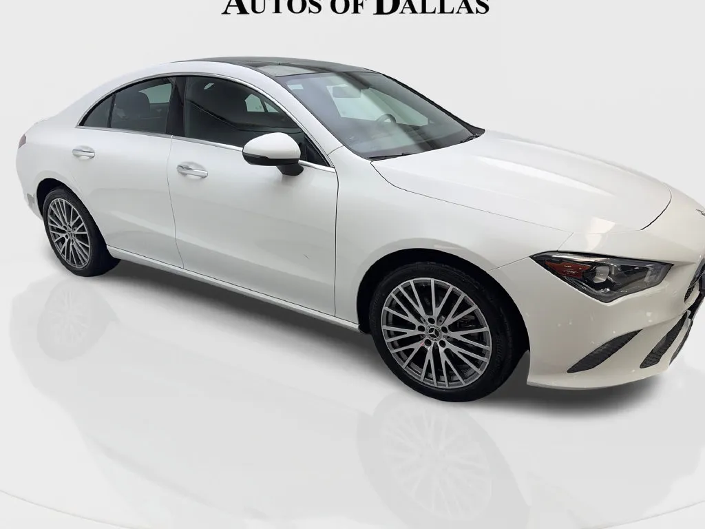 Mercedes-Benz CLA photo 14