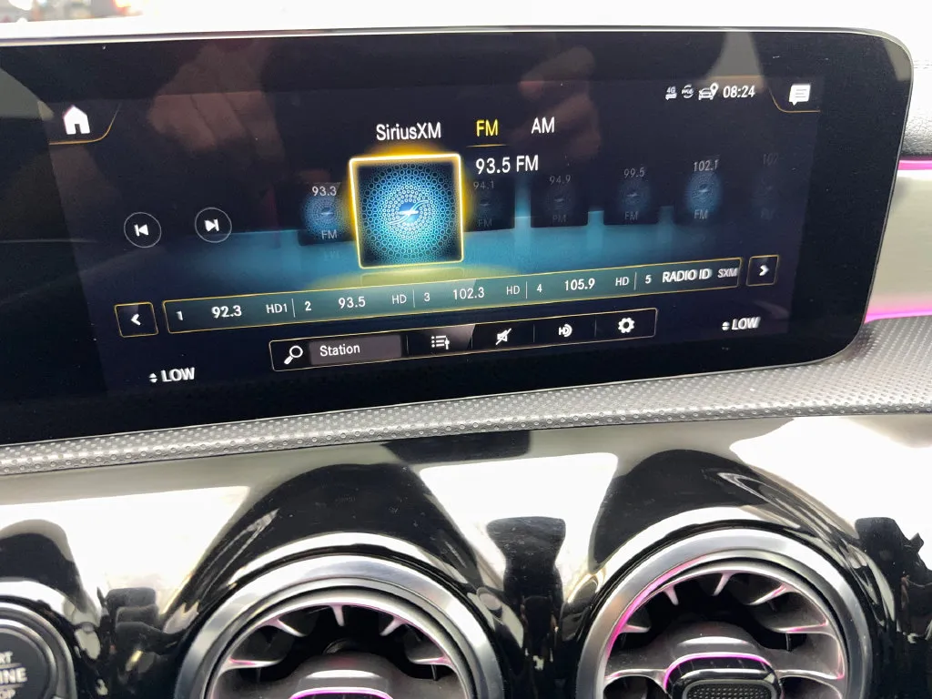 Mercedes-Benz CLA photo 62