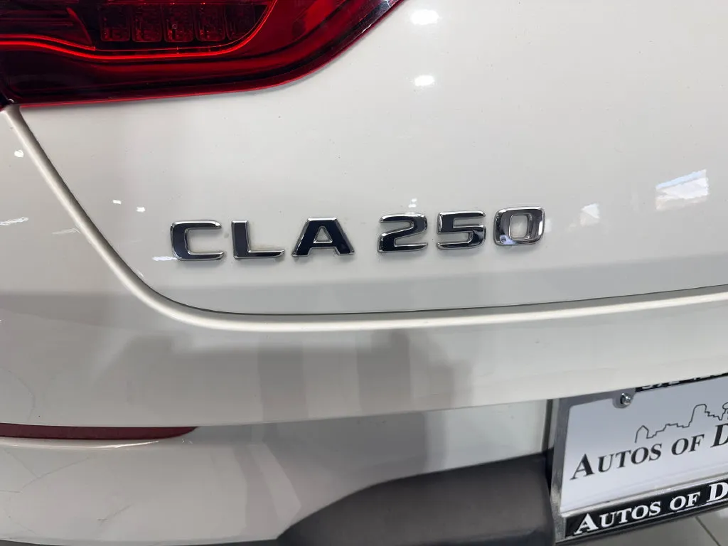 Mercedes-Benz CLA photo 23