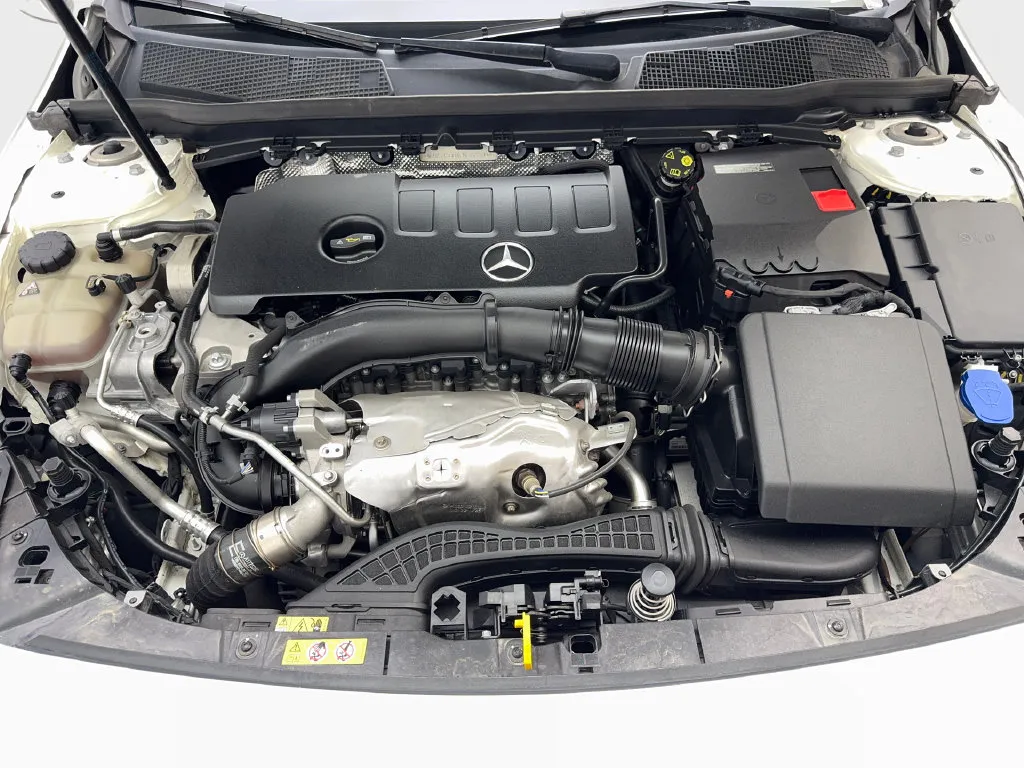 Mercedes-Benz CLA photo 70