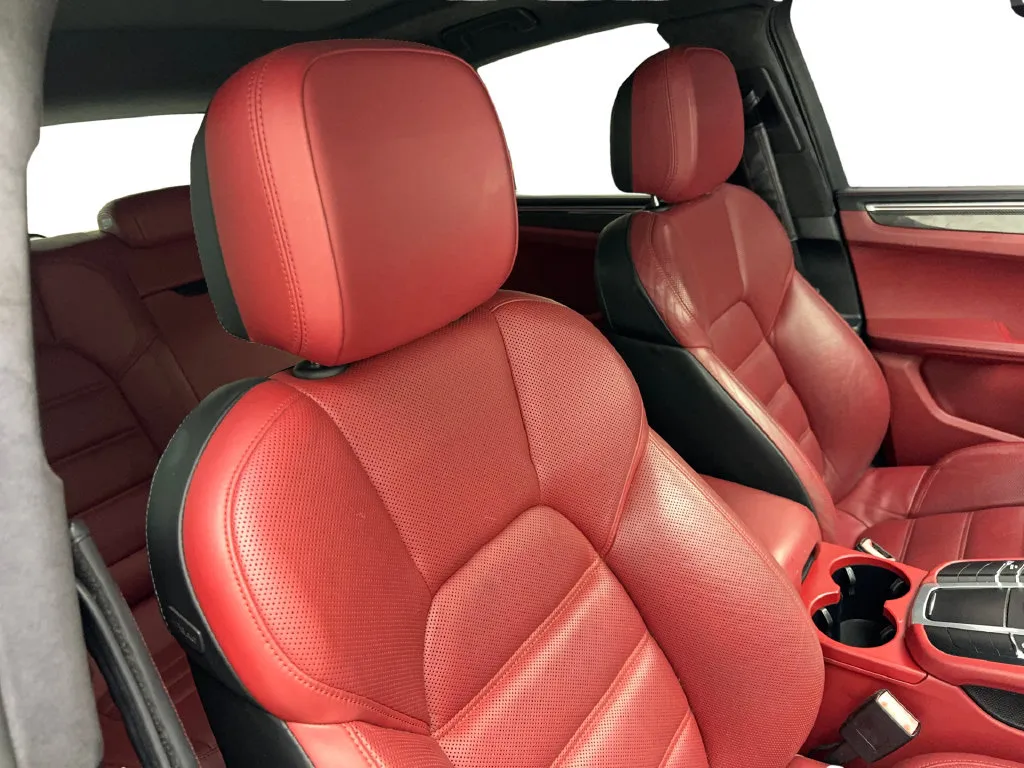 Porsche Macan photo 46