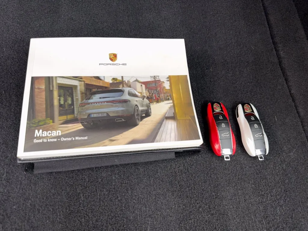 Porsche Macan photo 78