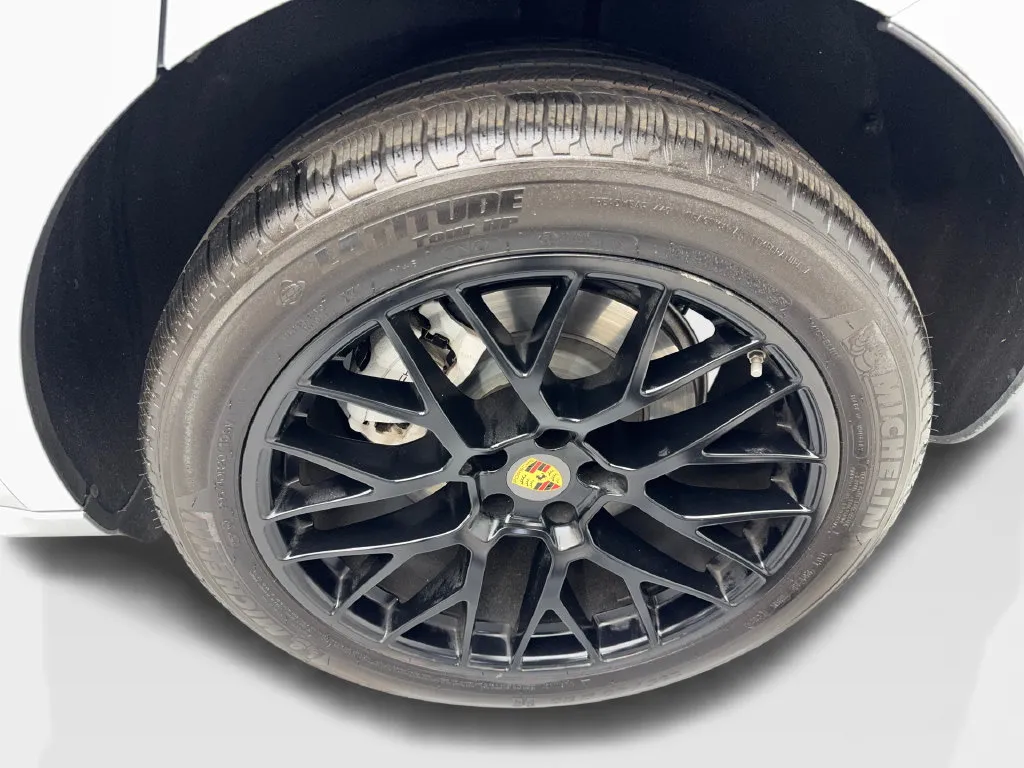 Porsche Macan photo 80