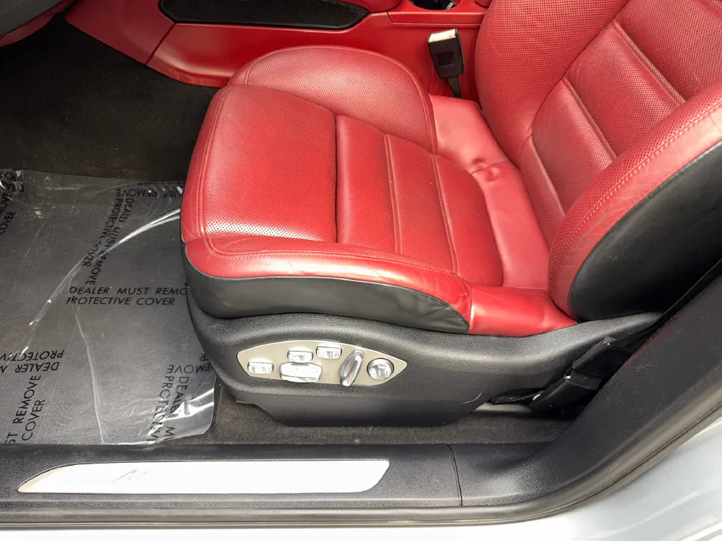 Porsche Macan photo 27