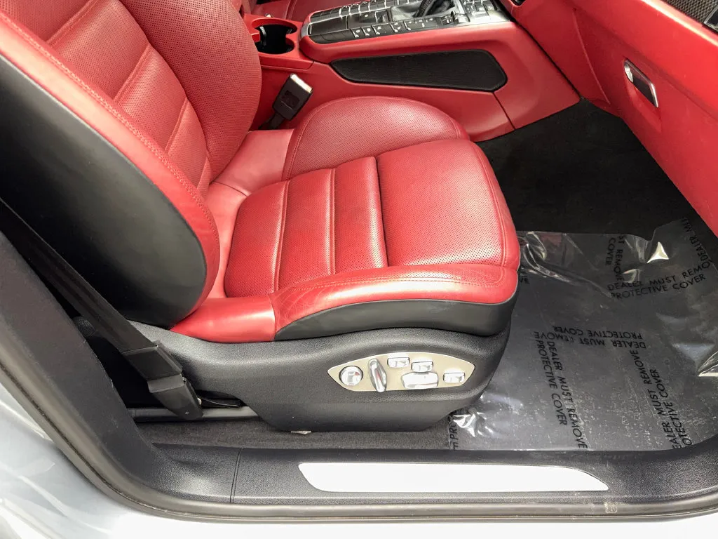 Porsche Macan photo 45