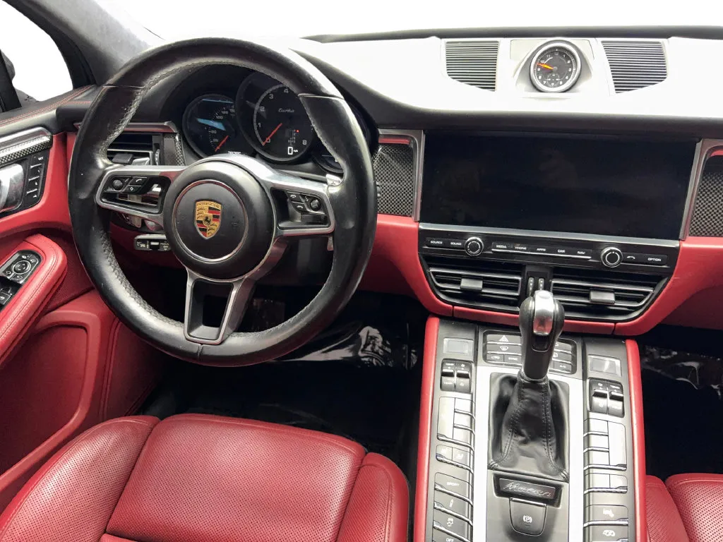 Porsche Macan photo 54