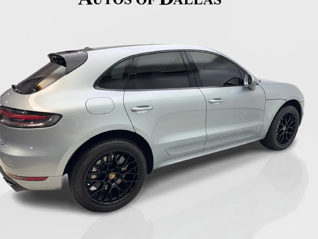 Porsche Macan photo 15
