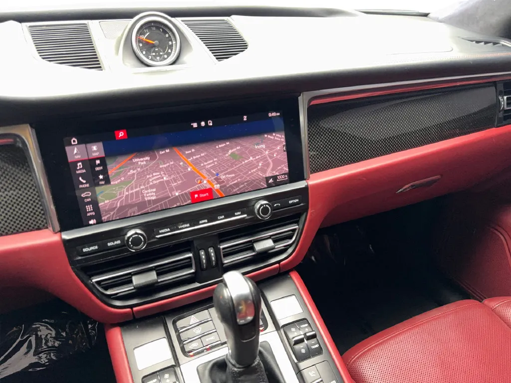 Porsche Macan photo 61
