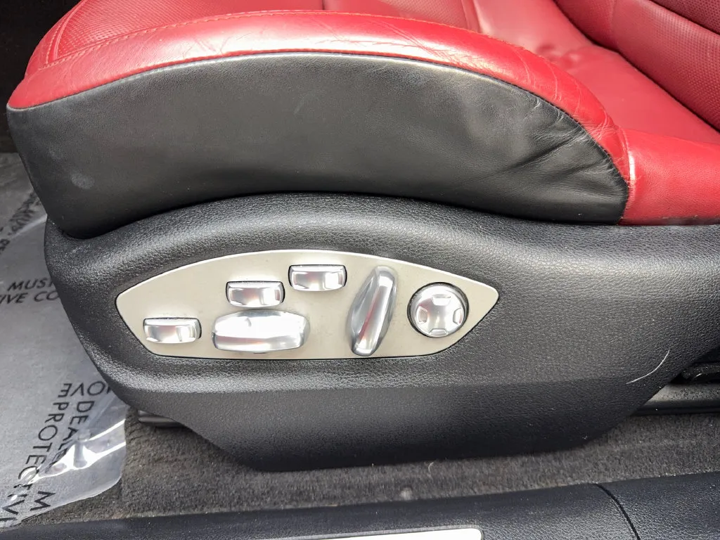 Porsche Macan photo 30