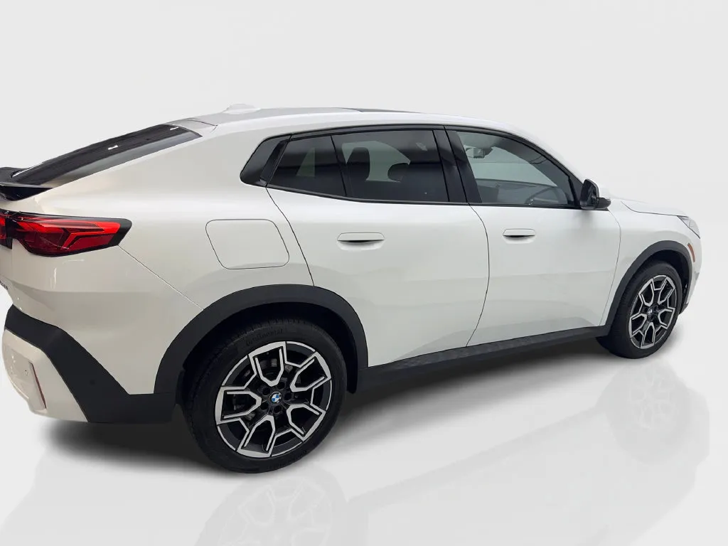BMW X2 photo 15