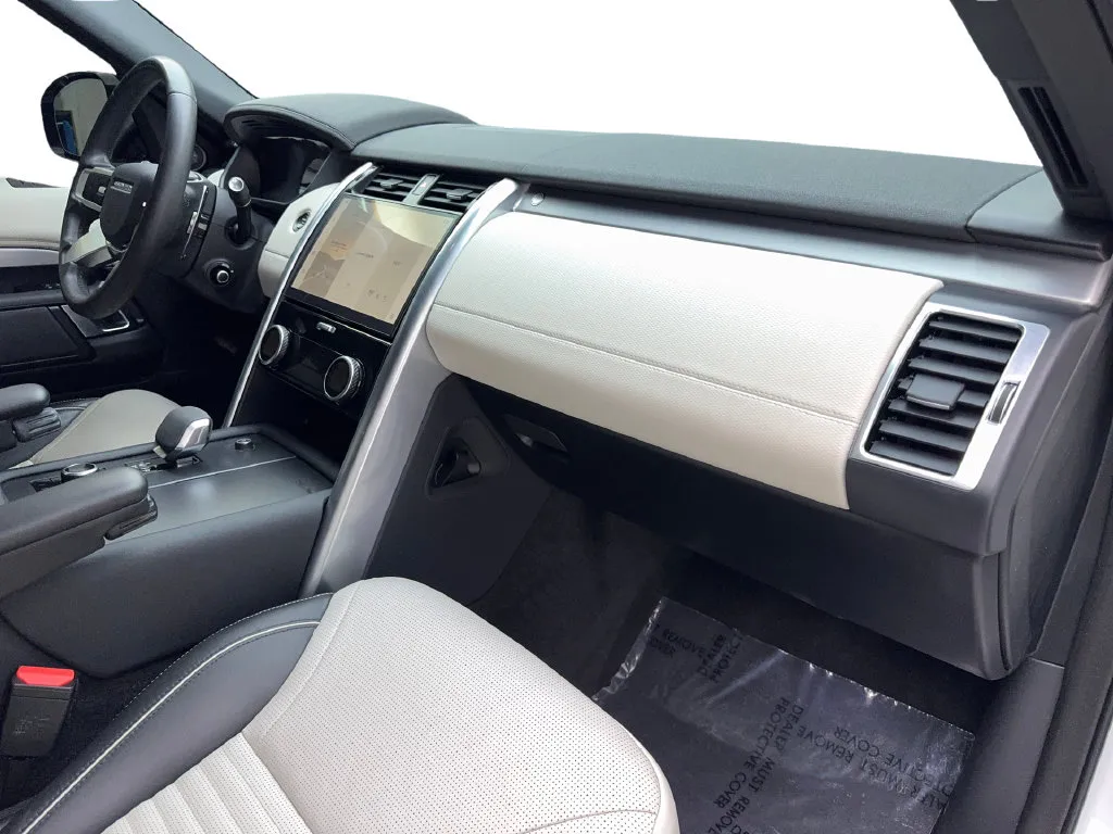 Land Rover Discovery photo 56