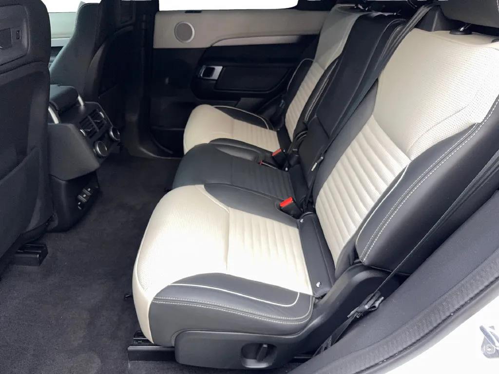 Land Rover Discovery photo 33