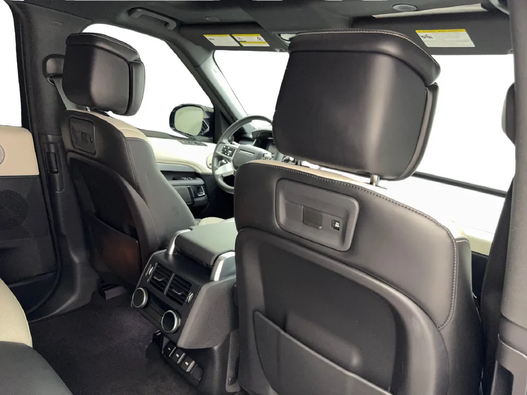 Land Rover Discovery photo 45