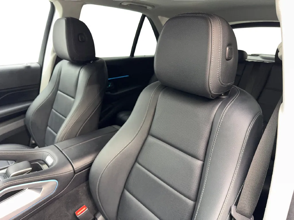 Mercedes-Benz GLE photo 28