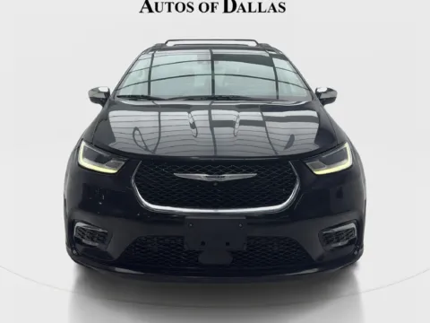 More photos of 2022 Chrysler Pacifica Limited at Autos of Dallas - Irving, TX
