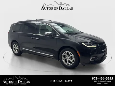 Black 2022 Chrysler Pacifica Limited for sale in Irving, TX