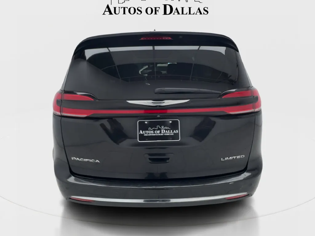 Chrysler Pacifica photo 10