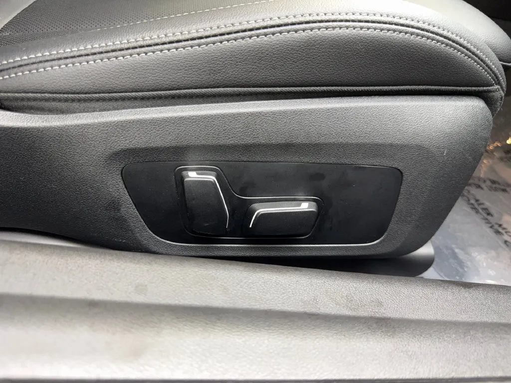 BMW 2 Series photo 41