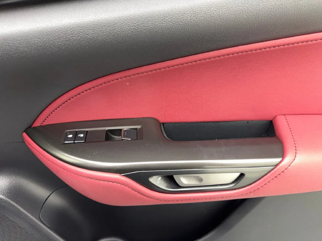 Lexus NX photo 50