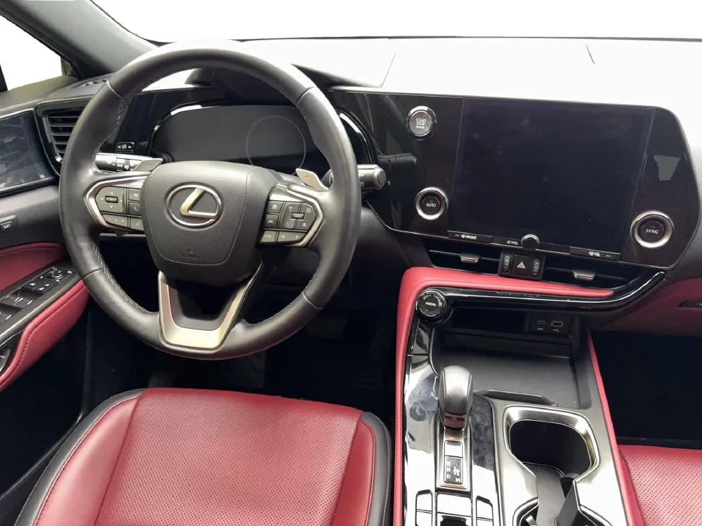 Lexus NX photo 56