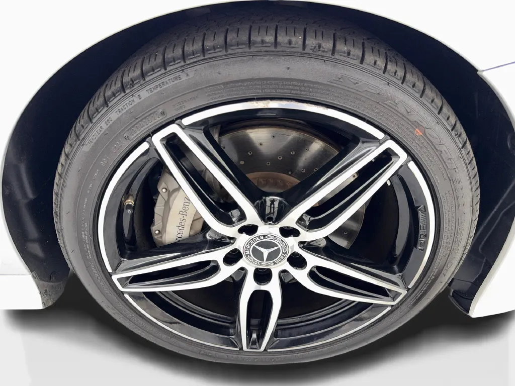 Mercedes-Benz E-Class photo 76