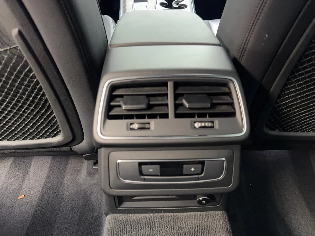 Audi A6 photo 73