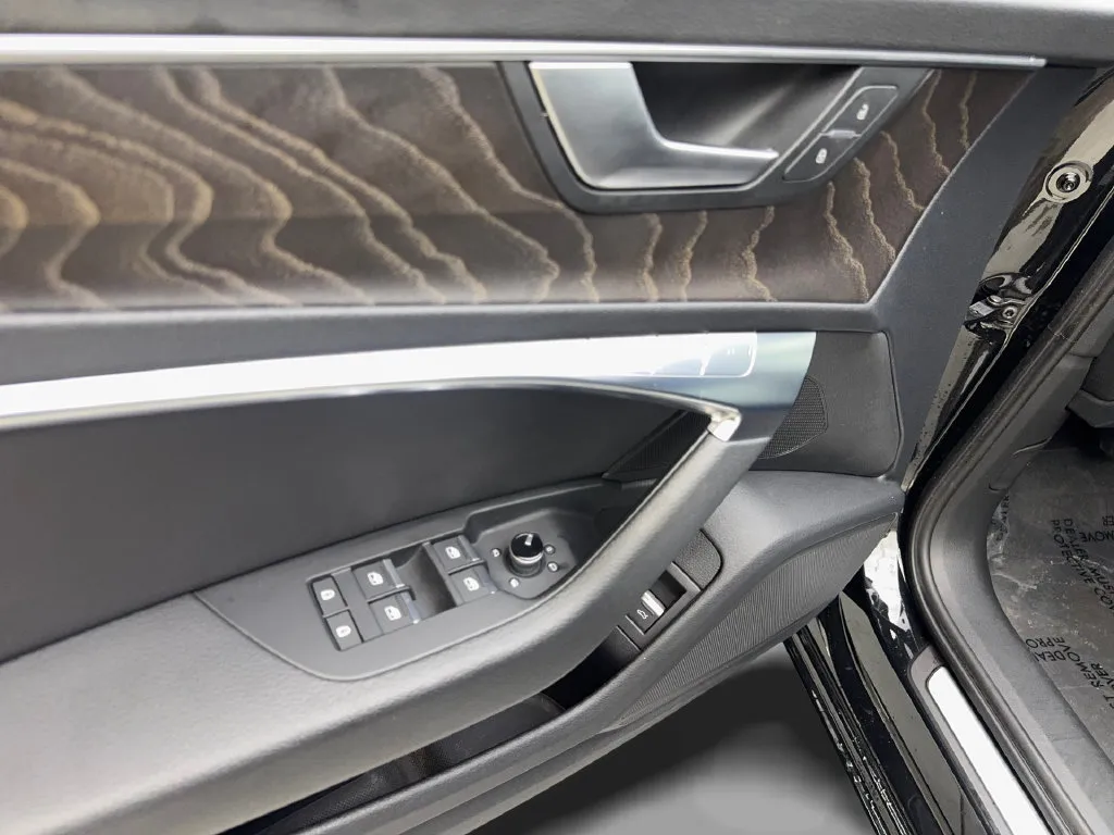 Audi A6 photo 35
