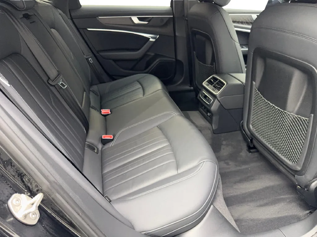 Audi A6 photo 42