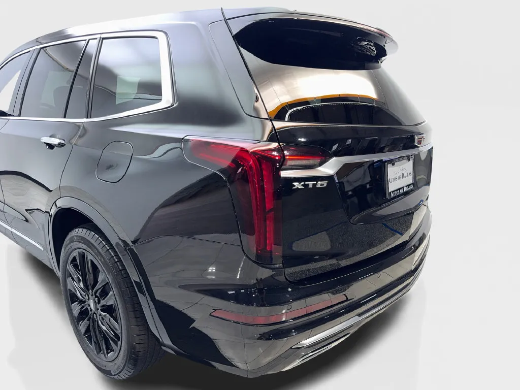 Cadillac XT6 photo 21
