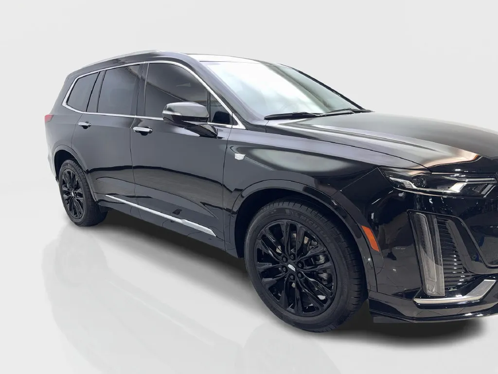 Cadillac XT6 photo 14