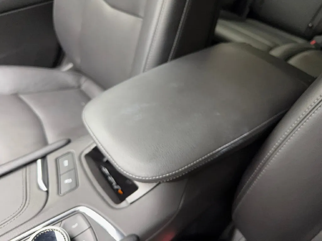 Cadillac XT6 photo 76