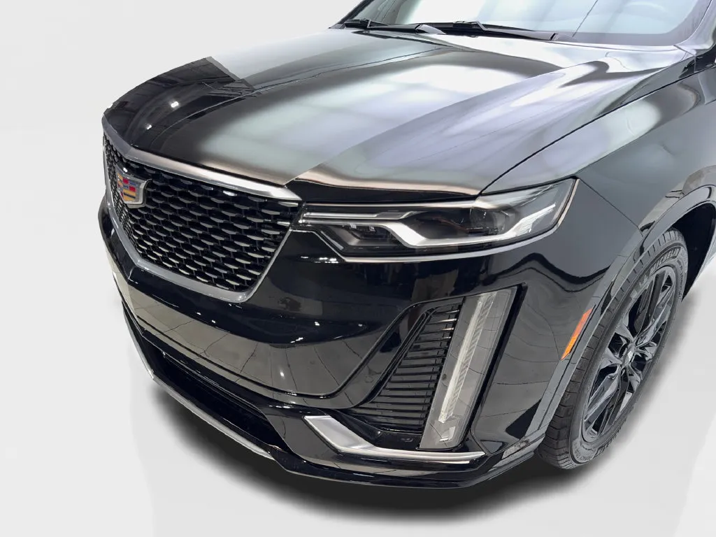 Cadillac XT6 photo 18