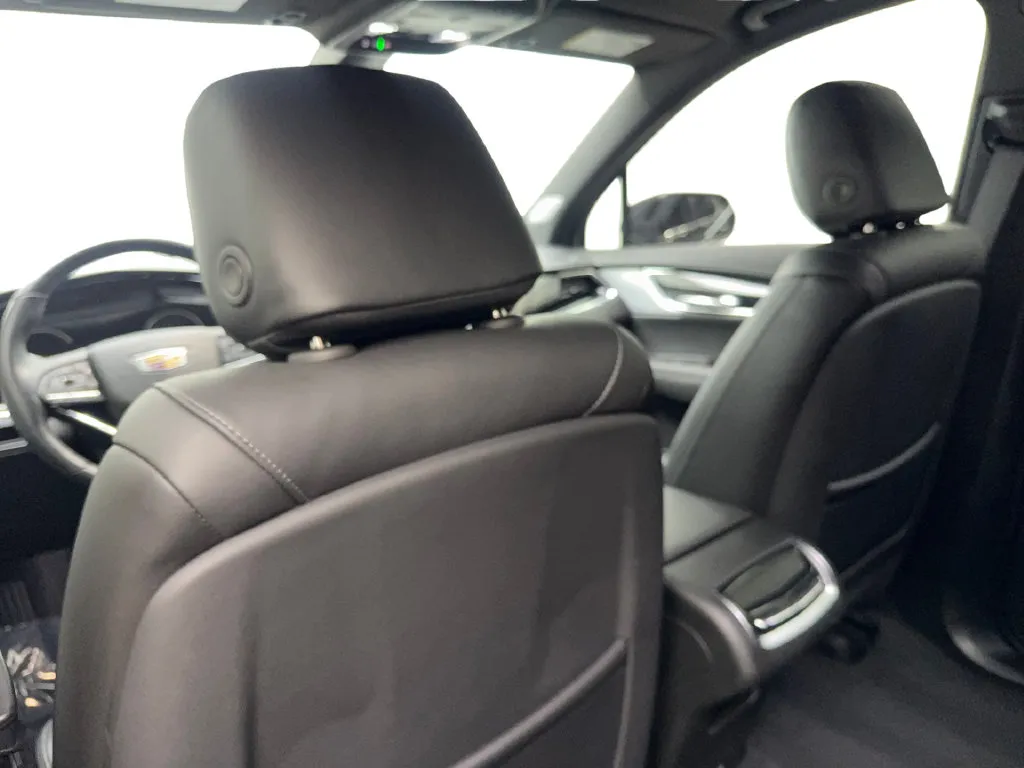 Cadillac XT6 photo 39