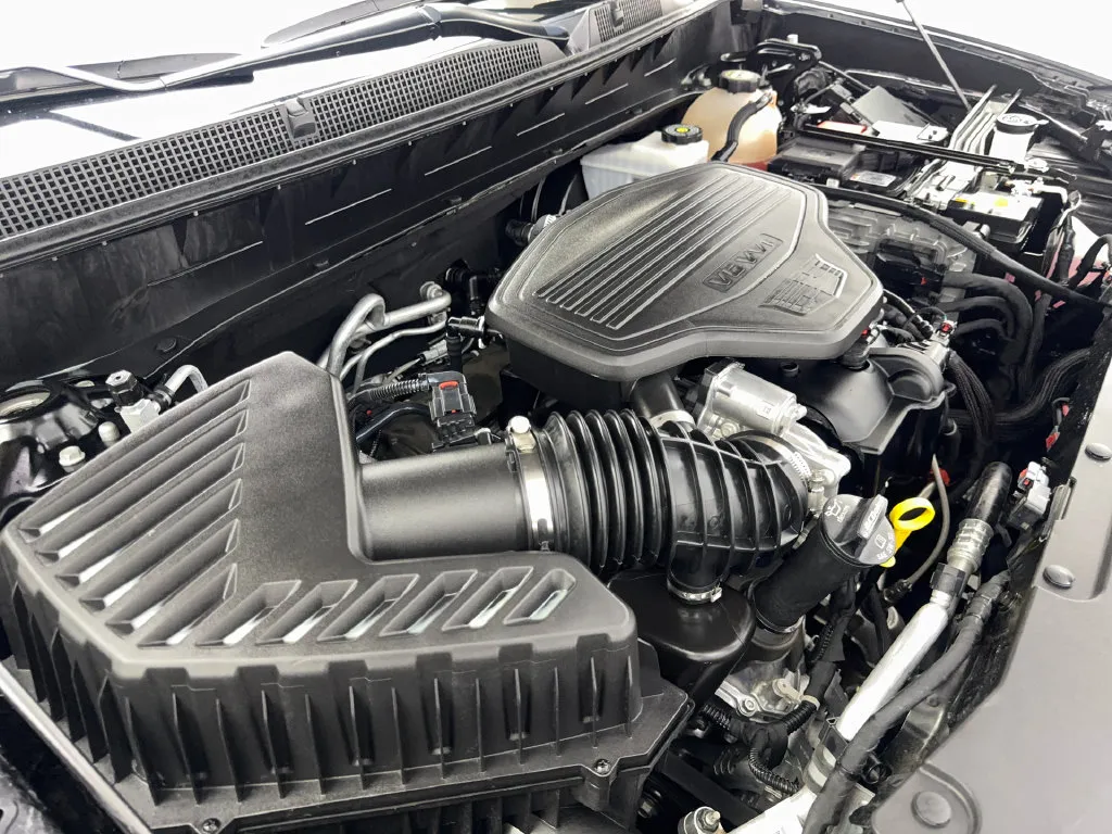 Cadillac XT6 photo 84