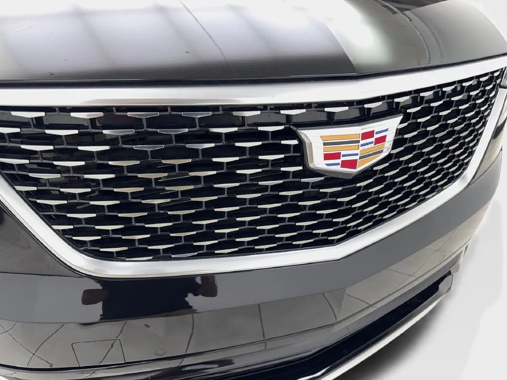 Cadillac XT6 photo 28