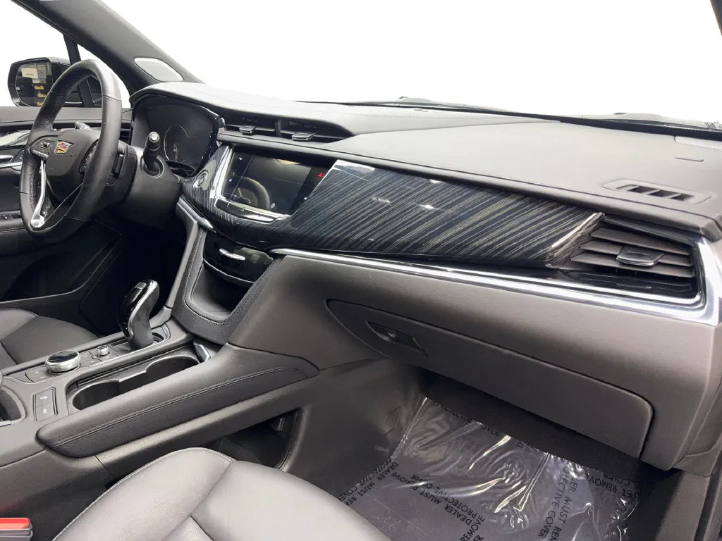 Cadillac XT6 photo 59